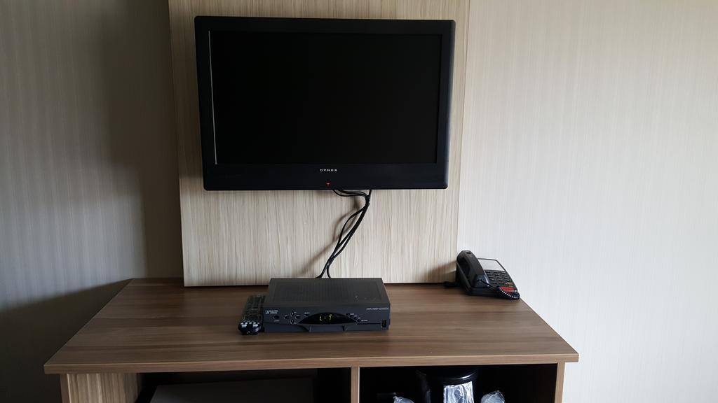 Aartpark Hotel Inn At Lewsiton Люистън Екстериор снимка